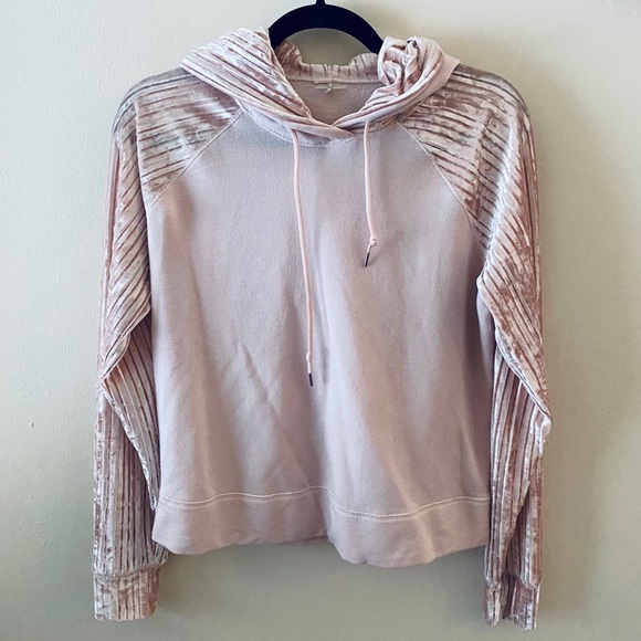 Calia Velvet Sweatshirt - Picture 1 of 4